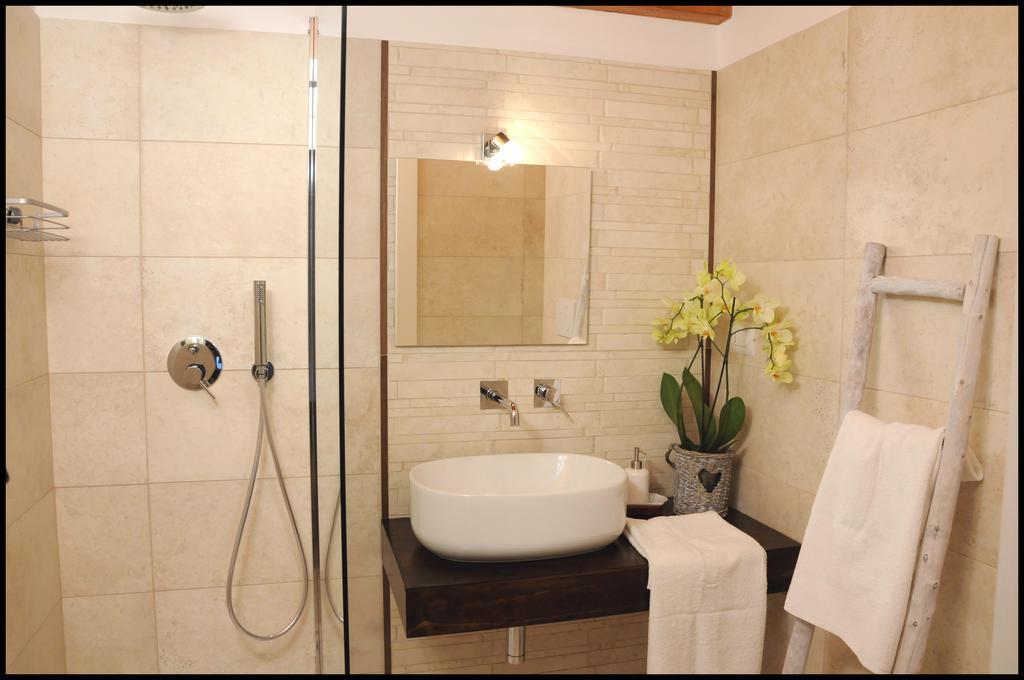 B&B Al Vecchio Borgo 바를레타 객실 사진