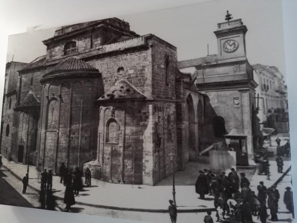 B&B Al Vecchio Borgo 바를레타 외부 사진